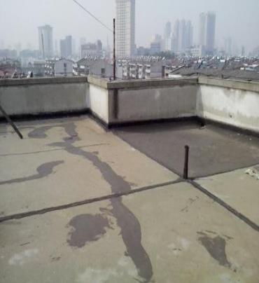 犍为漏水维修 楼顶漏水是什么原因，楼顶漏水维修方法是什么?